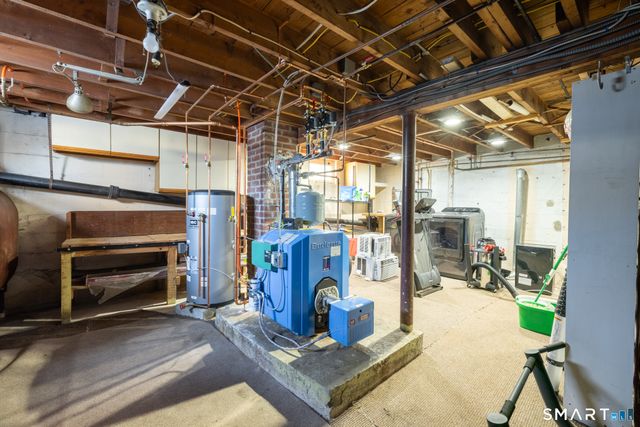 51 Rockridge Road, Waterbury, CT 06705