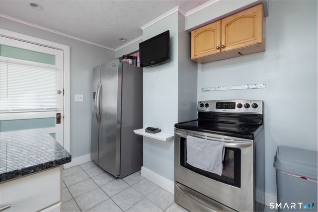 51 Rockridge Road, Waterbury, CT 06705