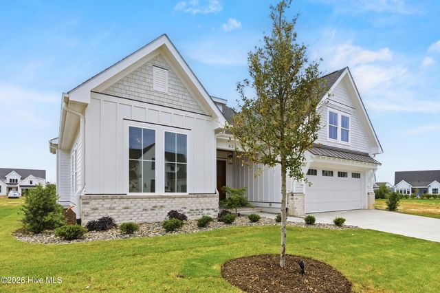 633 Waterstone Drive, Wilmington, NC 28411