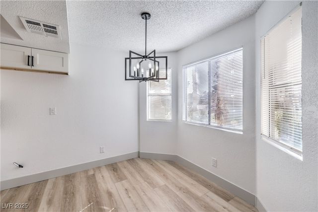 1009 Sulphur Springs Lane 102, Las Vegas, NV 89128