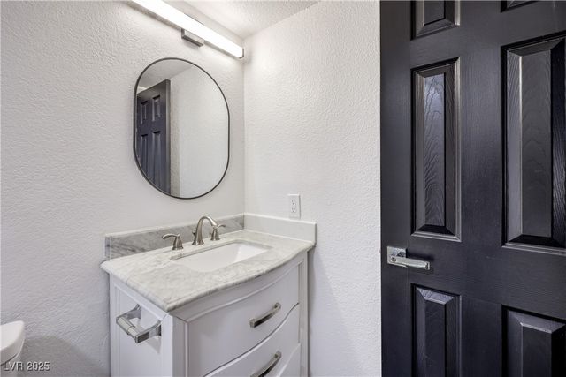 1009 Sulphur Springs Lane 102, Las Vegas, NV 89128