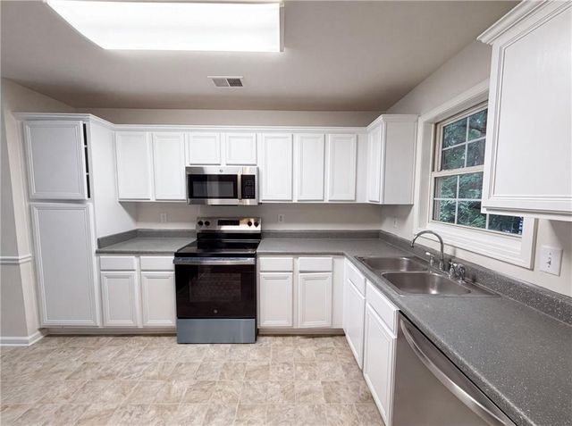 325 Spring Lake Court, Athens, GA 30605