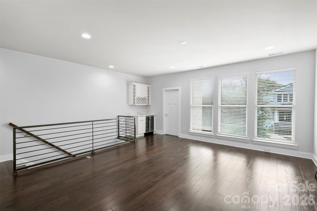 1555 Duckworth Avenue, Charlotte, NC 28208