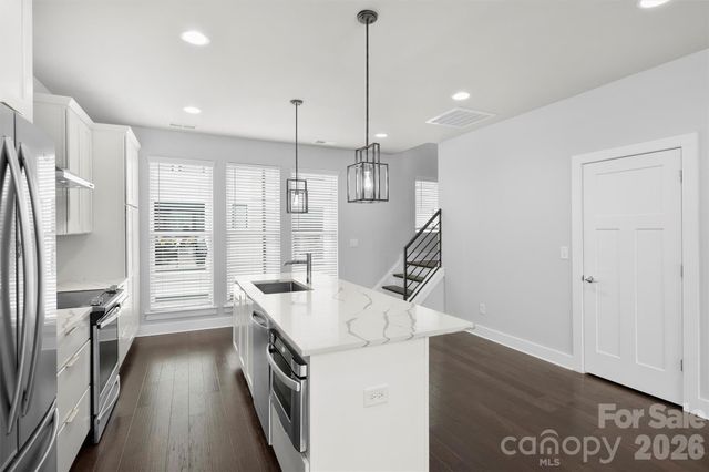 1555 Duckworth Avenue, Charlotte, NC 28208