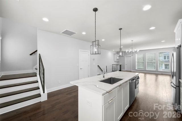 1555 Duckworth Avenue, Charlotte, NC 28208