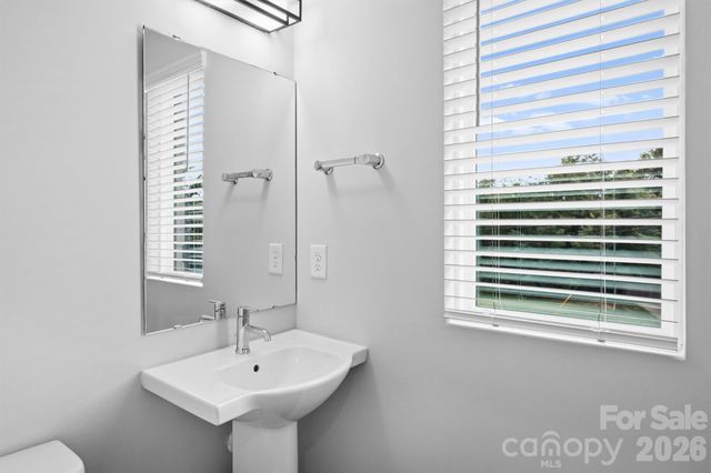 1555 Duckworth Avenue, Charlotte, NC 28208