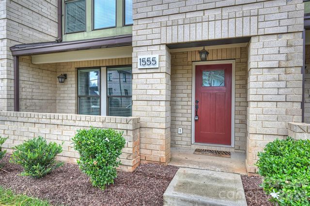 1555 Duckworth Avenue, Charlotte, NC 28208