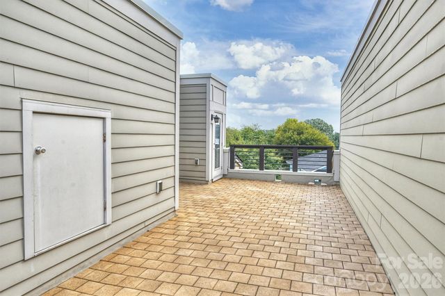 1555 Duckworth Avenue, Charlotte, NC 28208