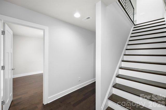 1555 Duckworth Avenue, Charlotte, NC 28208