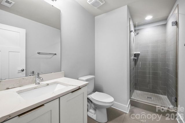 1555 Duckworth Avenue, Charlotte, NC 28208