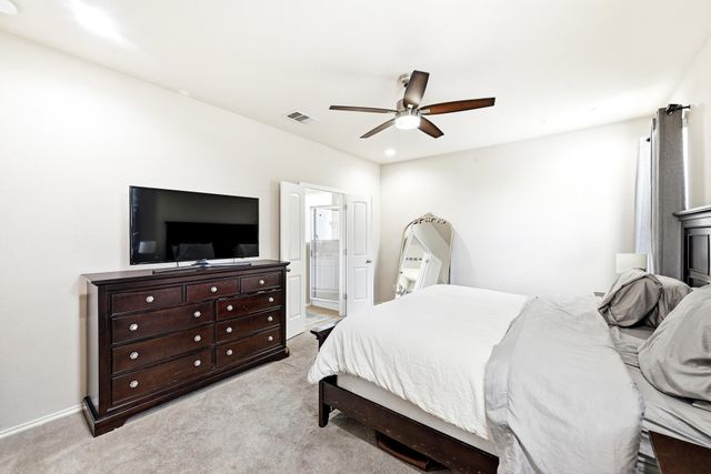 9705 Sydney Marilyn LN, Austin, TX 78748