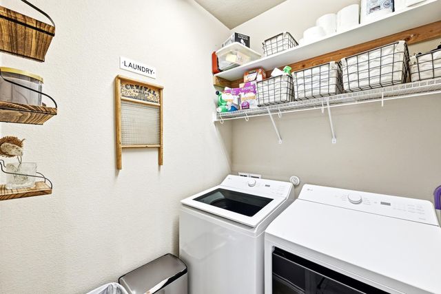 9705 Sydney Marilyn LN, Austin, TX 78748