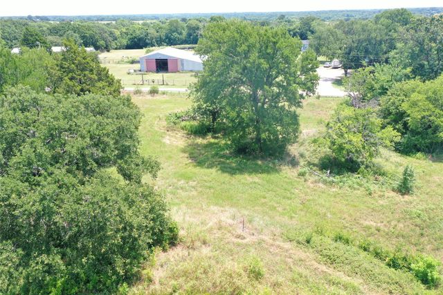 381 Paddock Drive B, Mabank, TX 75156