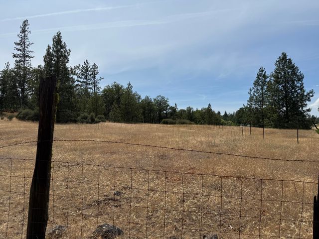 9260 Butte Falls Highway, Eagle Point, OR 97524
