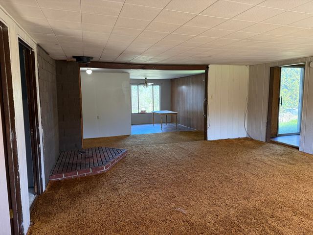9260 Butte Falls Highway, Eagle Point, OR 97524