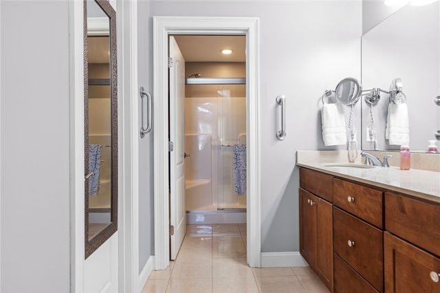 315 Old River Road 3, Lincoln, RI 02838