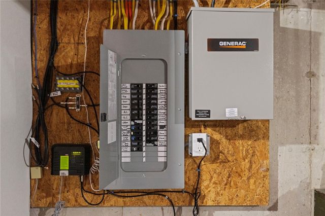 315 Old River Road 3, Lincoln, RI 02838