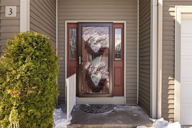 315 Old River Road 3, Lincoln, RI 02838