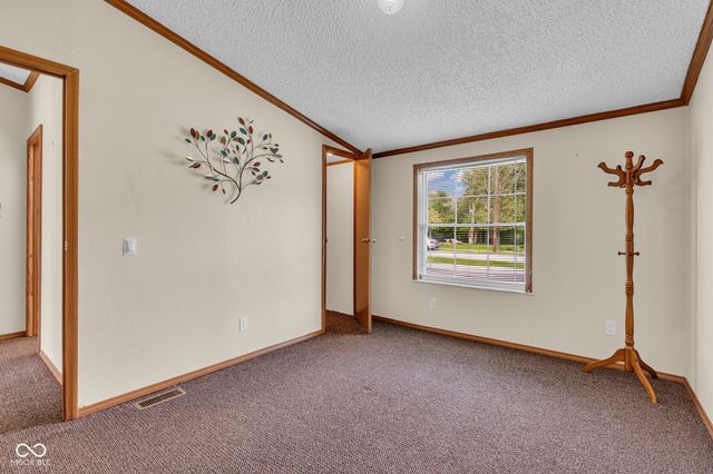 81 Crawford Street, Clayton, IN 46118