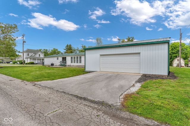 81 Crawford Street, Clayton, IN 46118