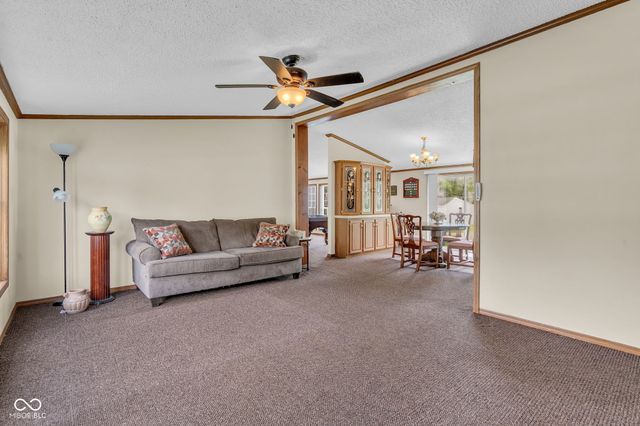 81 Crawford Street, Clayton, IN 46118