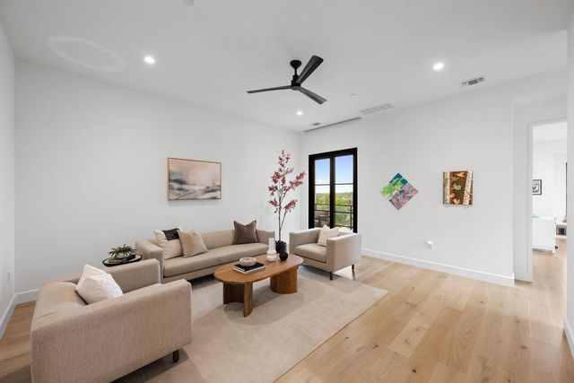10208 Milky WAY, Austin, TX 78730