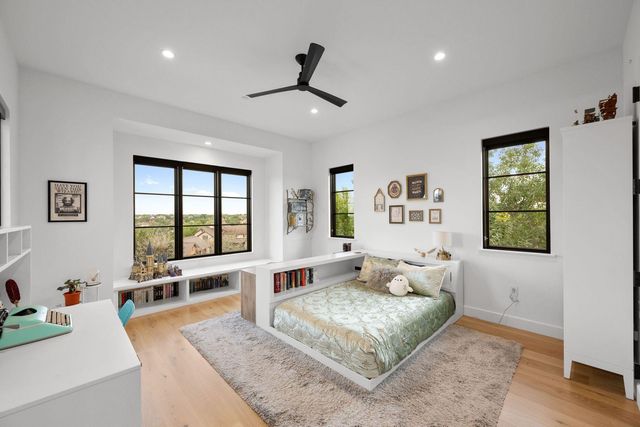 10208 Milky WAY, Austin, TX 78730