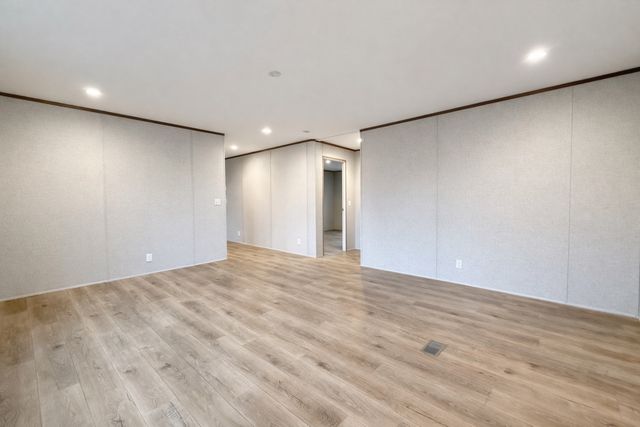 665 Camp Belle Air Rd, Sparta, TN 38583