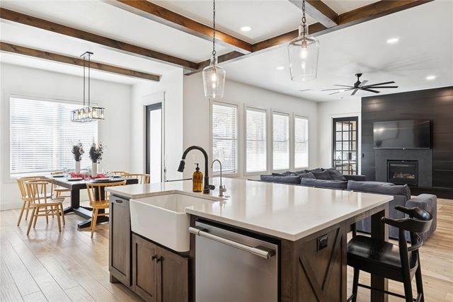 8624 Snow Court, Edmond, OK 73007