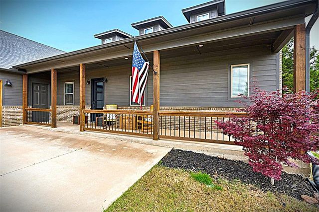 8624 Snow Court, Edmond, OK 73007