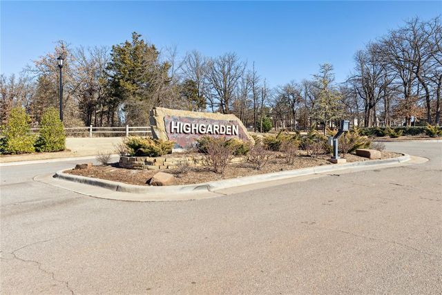 8624 Snow Court, Edmond, OK 73007