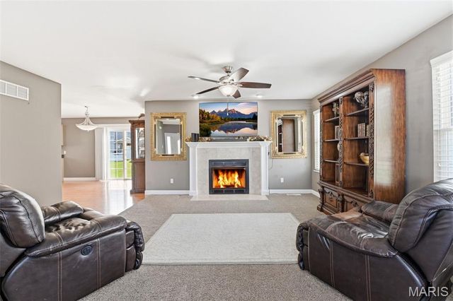 104 Angel Oak Court, Edwardsville, IL 62025