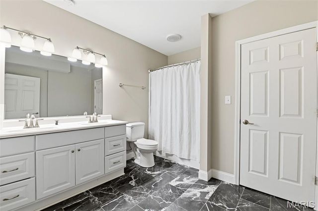 104 Angel Oak Court, Edwardsville, IL 62025