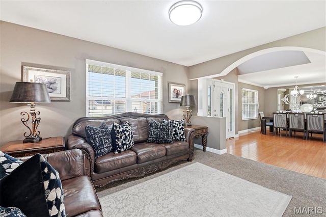 104 Angel Oak Court, Edwardsville, IL 62025