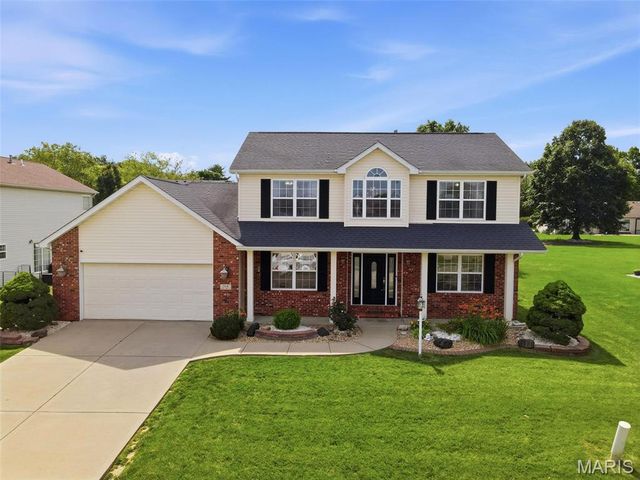 104 Angel Oak Court, Edwardsville, IL 62025