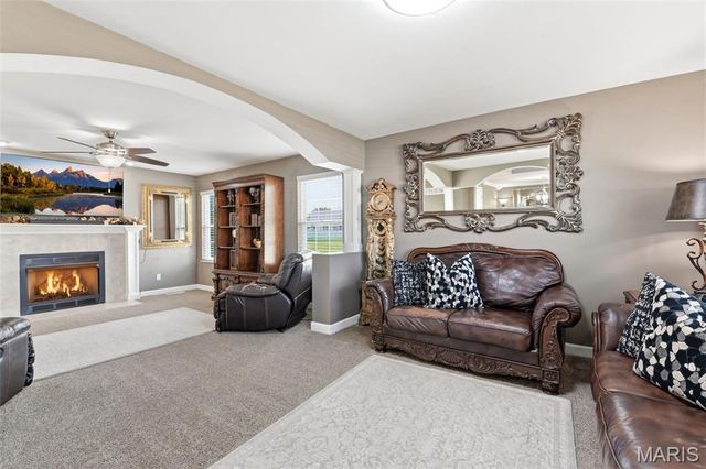 104 Angel Oak Court, Edwardsville, IL 62025