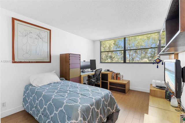 16251 Golf Club Rd 311, Weston, FL 33326