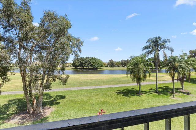 16251 Golf Club Rd 311, Weston, FL 33326