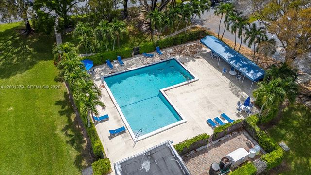 16251 Golf Club Rd 311, Weston, FL 33326