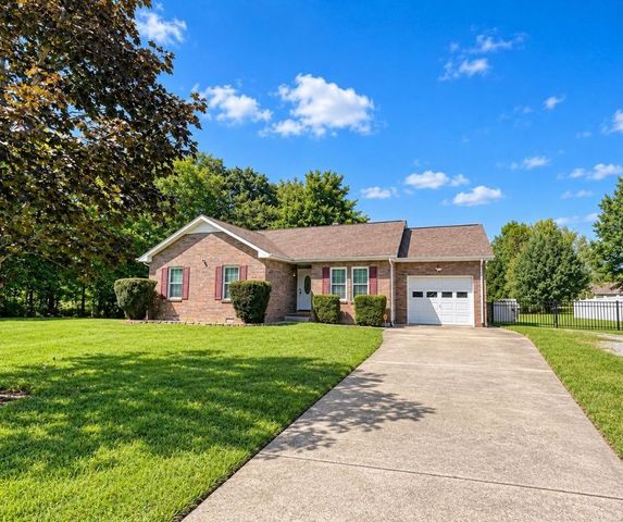 1327 Gip Manning Rd, Clarksville, TN 37042