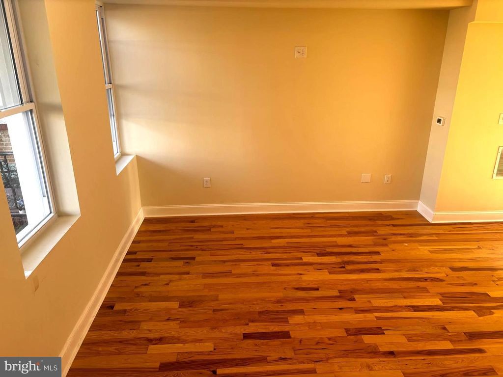 Image 4 of property listing at 3827 BOARMAN AVE, Baltimore, MD 21215