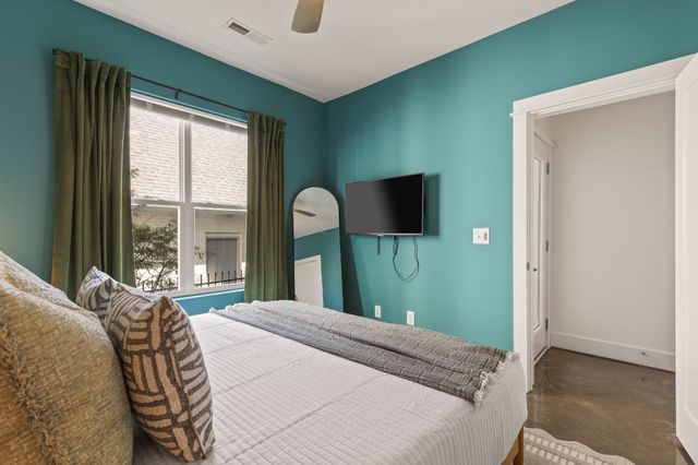 2001 Convent Pl Apt 5, Nashville, TN 37212