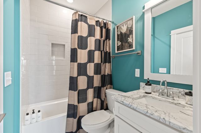 2001 Convent Pl Apt 5, Nashville, TN 37212