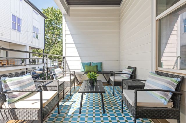 2001 Convent Pl Apt 5, Nashville, TN 37212