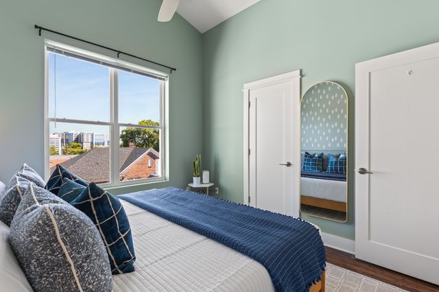 2001 Convent Pl Apt 5, Nashville, TN 37212