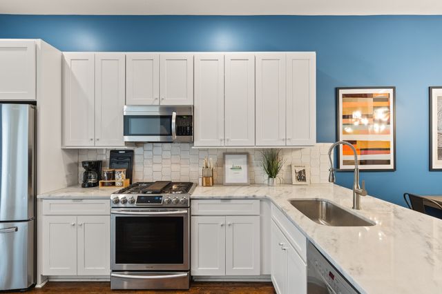 2001 Convent Pl Apt 5, Nashville, TN 37212
