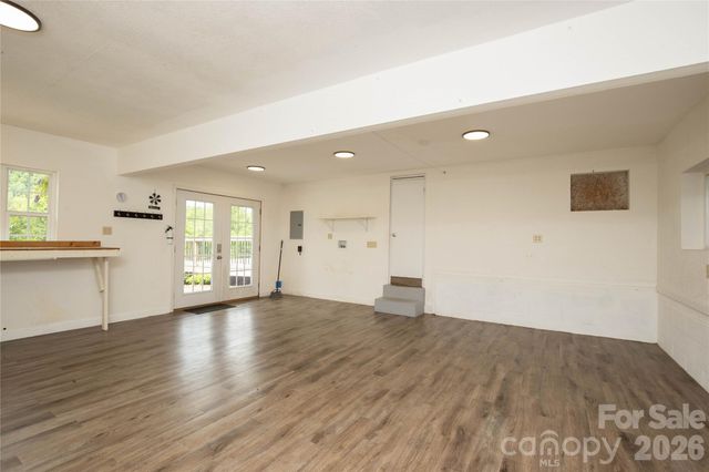 3477 Cane Creek Road, Bakersville, NC 28705