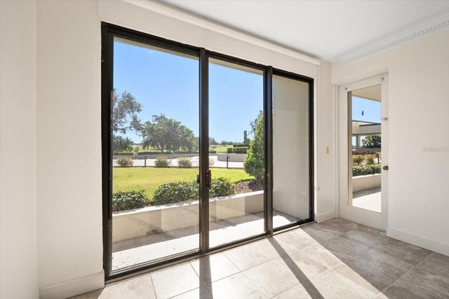 4 BELLEVIEW BOULEVARD 106, Belleair, FL 33756