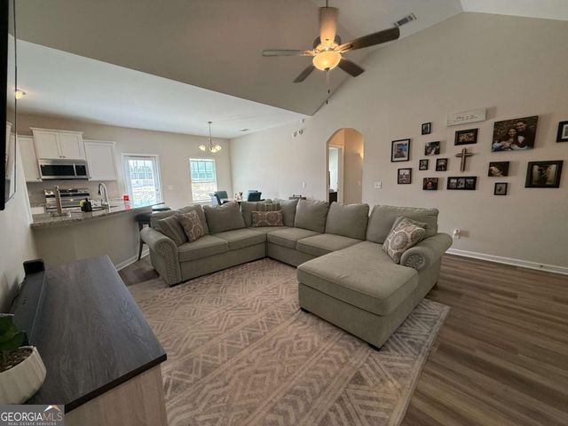 157 NE Deerfield Drive, Ludowici, GA 31316