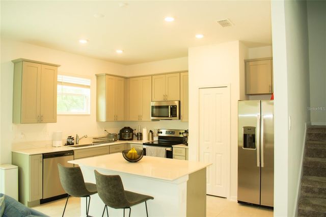 7608 STONE CREEK TRAIL, Kissimmee, FL 34747